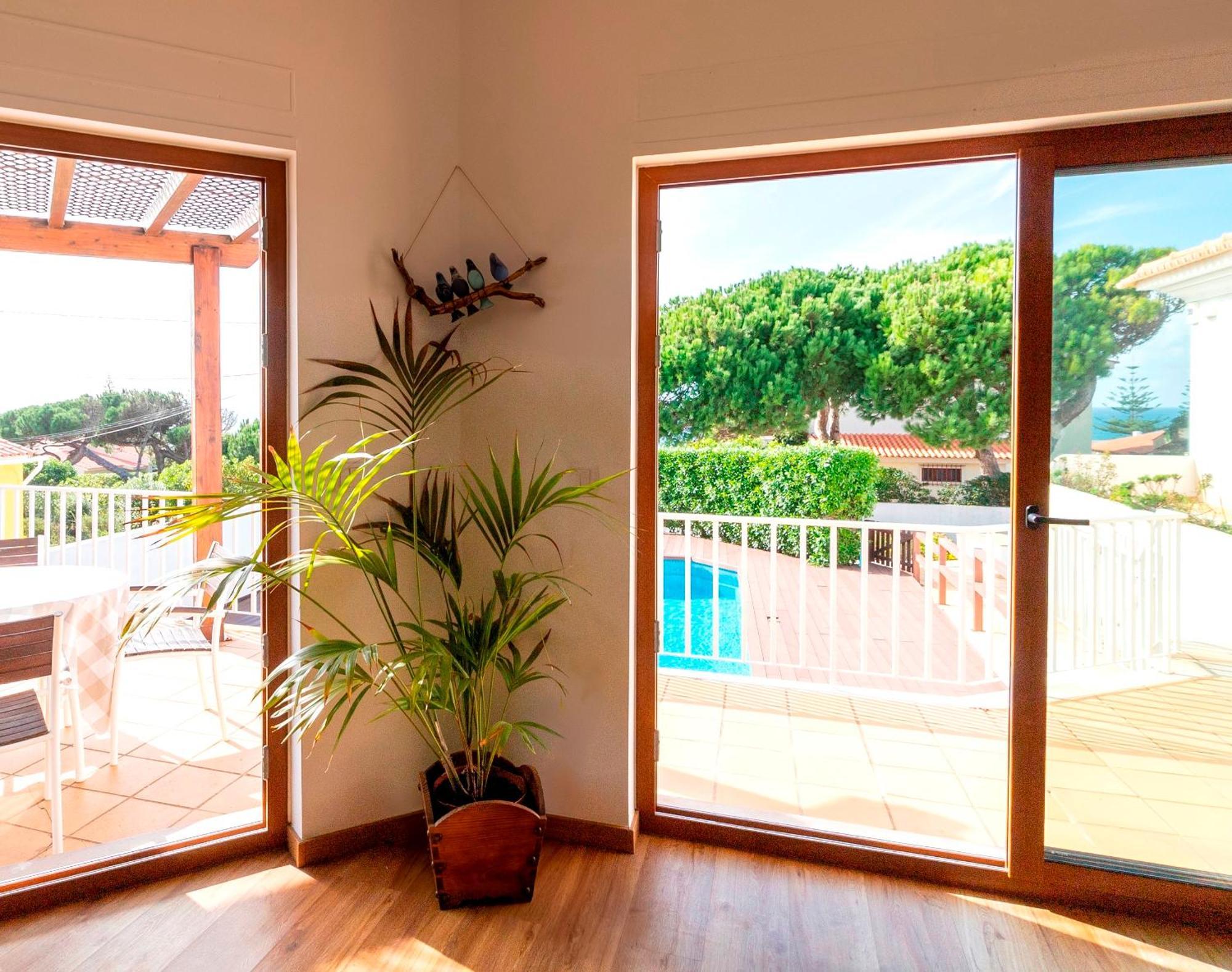 Colares Beach House, Pool Child Friendly Exterior photo